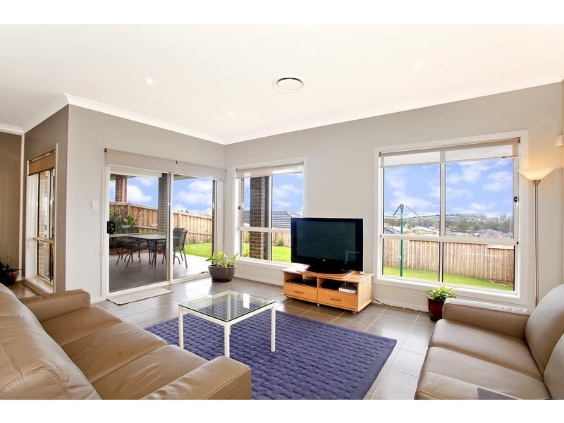 216 Longhurst Road, Minto NSW 2566