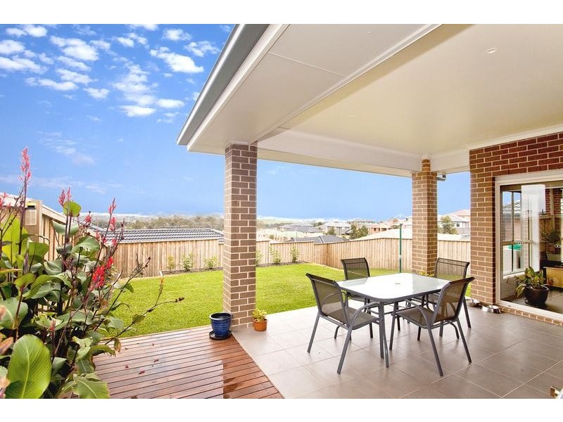 216 Longhurst Road, Minto NSW 2566