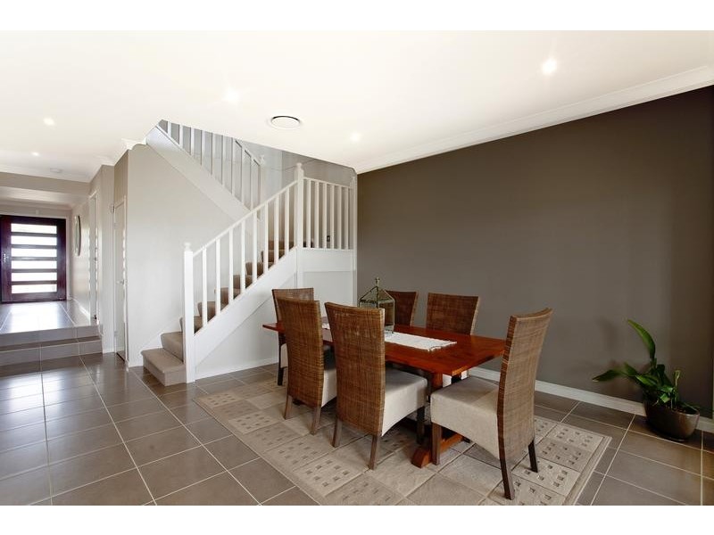 216 Longhurst Road, Minto NSW 2566