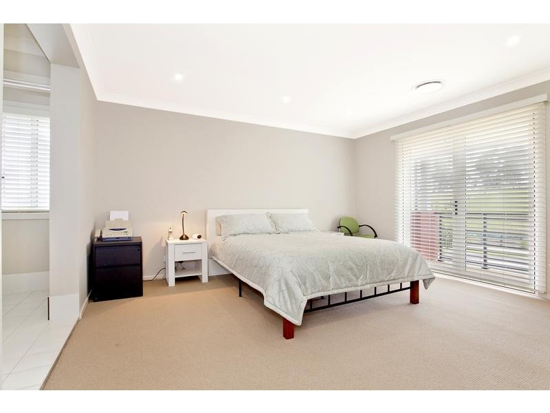 216 Longhurst Road, Minto NSW 2566