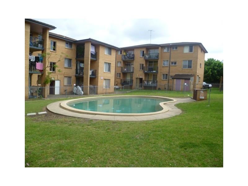 Bradbury NSW 2560