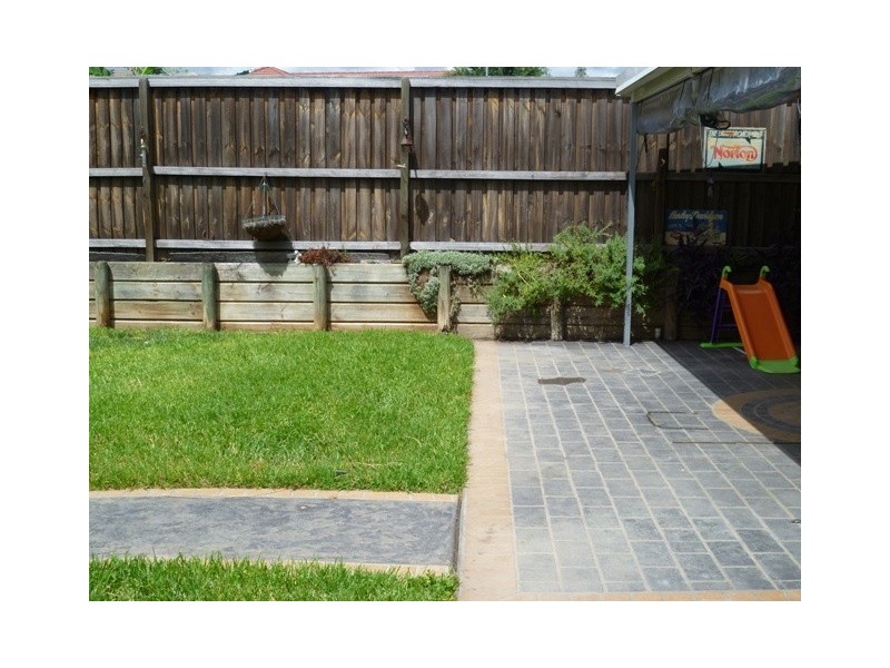 3 Jenner Street, Minto NSW 2566