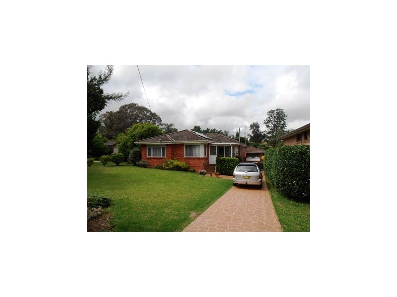 3 Caley Rd, Bradbury NSW 2560