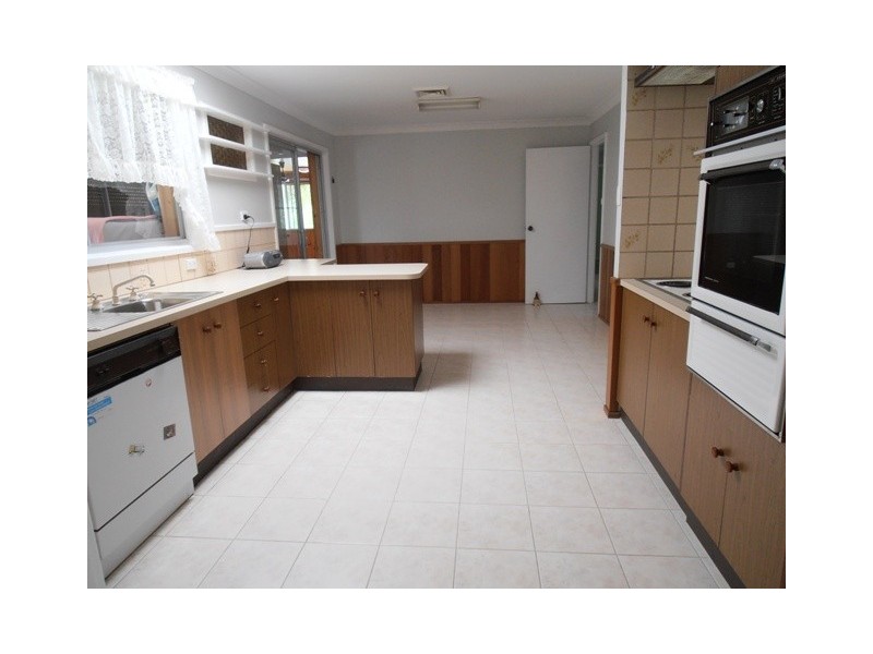 17A Bingara Road, Macquarie Fields NSW 2564