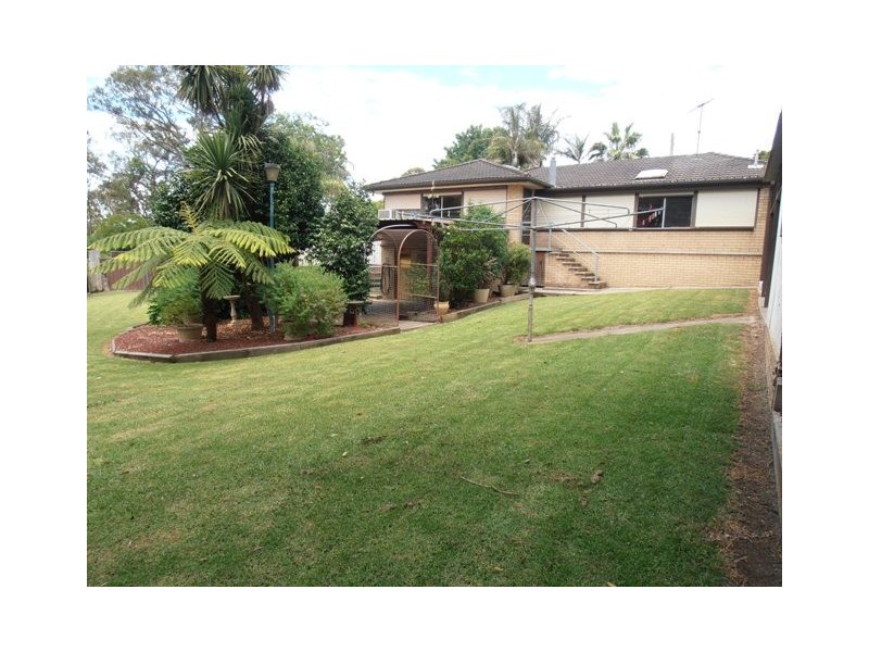 17A Bingara Road, Macquarie Fields NSW 2564