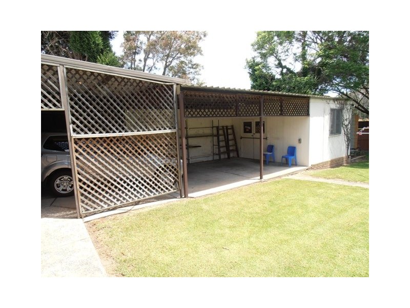 17A Bingara Road, Macquarie Fields NSW 2564