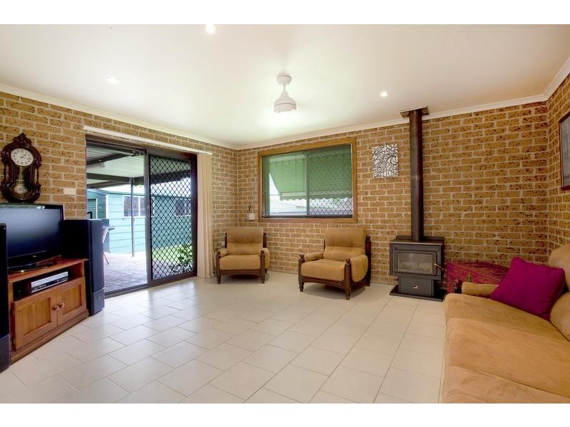 21 Chaperon Crescent, Minto NSW 2566