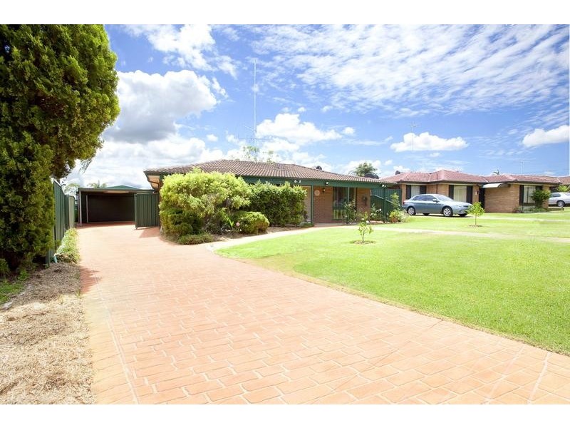 21 Chaperon Crescent, Minto NSW 2566