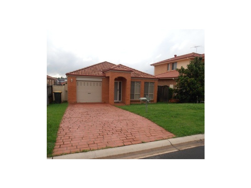 38 Norman Dunlop Crescent, Minto NSW 2566