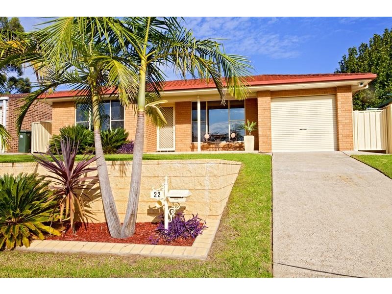 22 Vauxhall Place, Ingleburn NSW 2565
