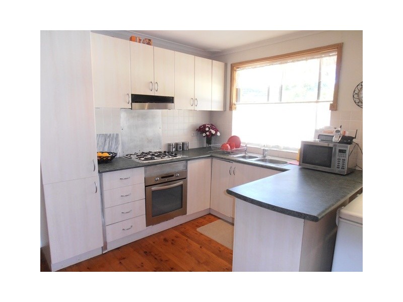 7 Lotus Place, Macquarie Fields NSW 2564