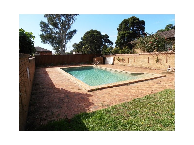 4/132 Cumberland Road, Ingleburn NSW 2565