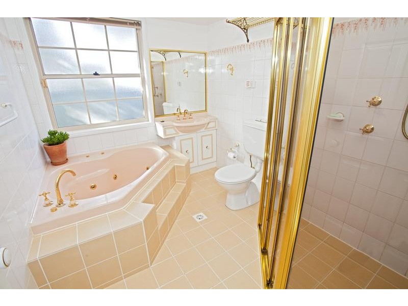 89 Helicia Road, Macquarie Fields NSW 2564