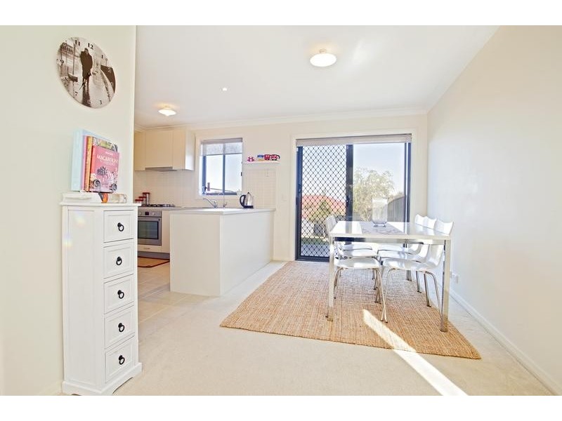 9 Northhampton Avenue, Glenfield NSW 2167
