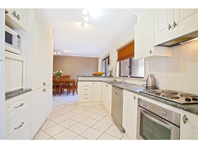 43 Fluorite Place, Eagle Vale NSW 2558