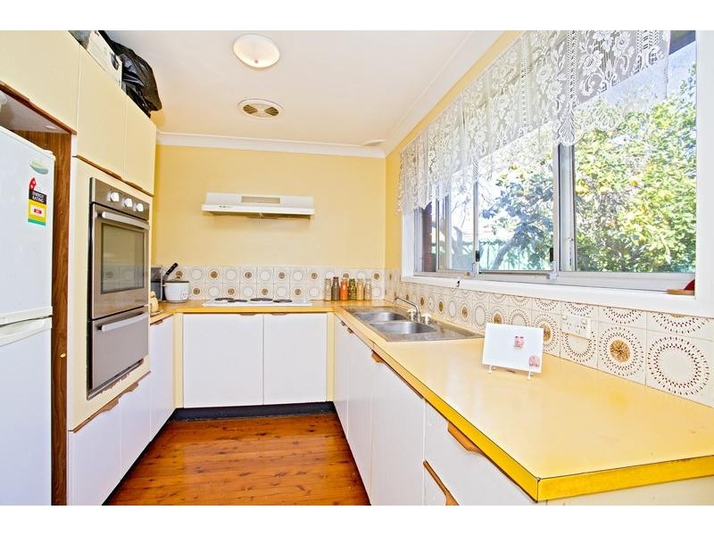 1 Mercedes Road, Ingleburn NSW 2565