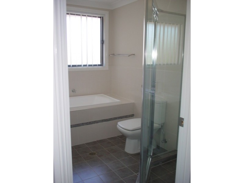 37c Carinda Street, Ingleburn NSW 2565