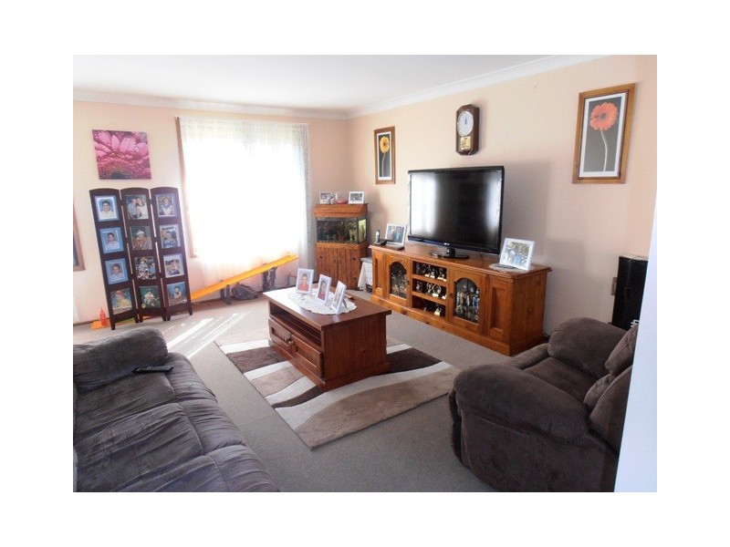 32 Maserati Drive, Ingleburn NSW 2565