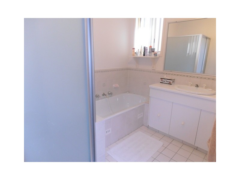 9b Pontiac Place, Ingleburn NSW 2565