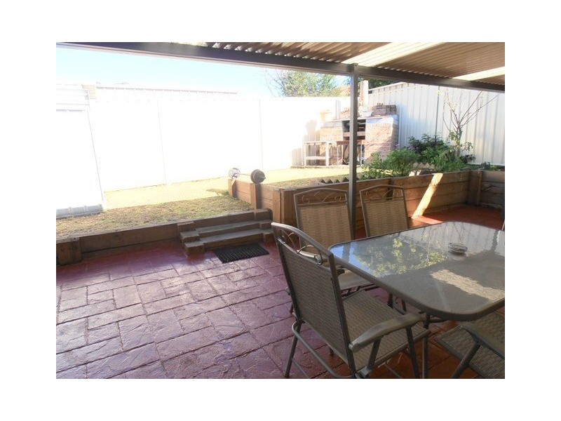 9b Pontiac Place, Ingleburn NSW 2565