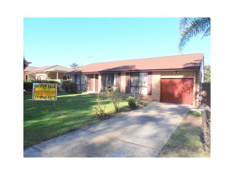 20 Longhurst Road, Minto NSW 2566