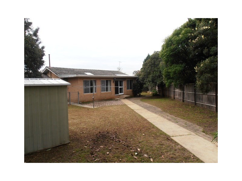 4 Banksia Place, Ingleburn NSW 2565