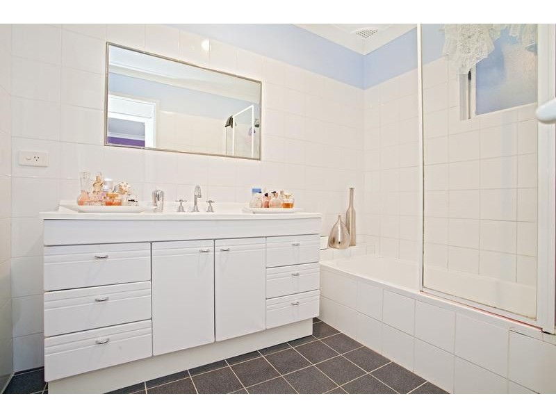 12 Radcliffe Street, Ingleburn NSW 2565