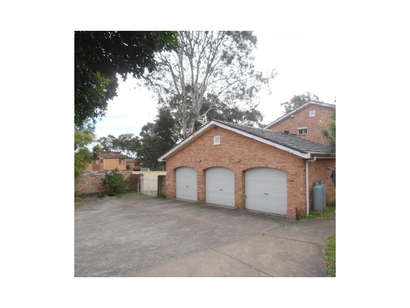 9 Myra Place, Ingleburn NSW 2565