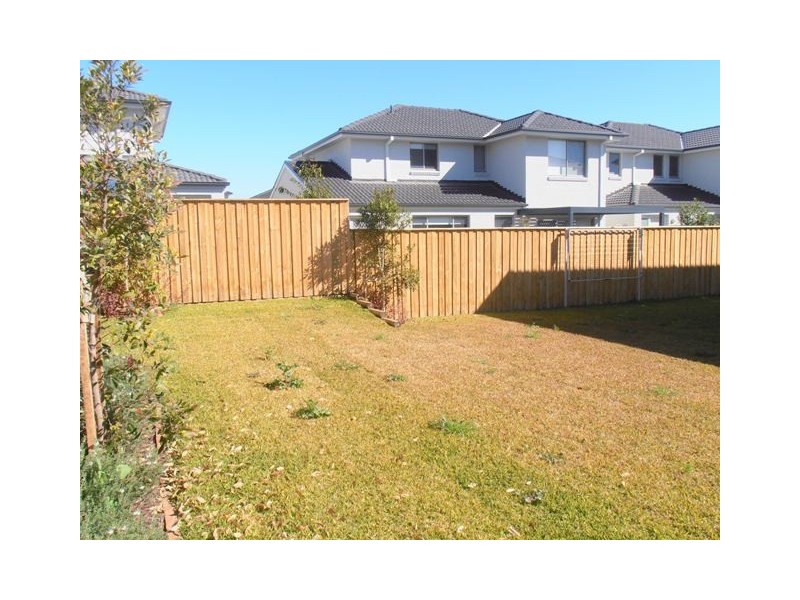 2 Brothers Lane, Glenfield NSW 2167