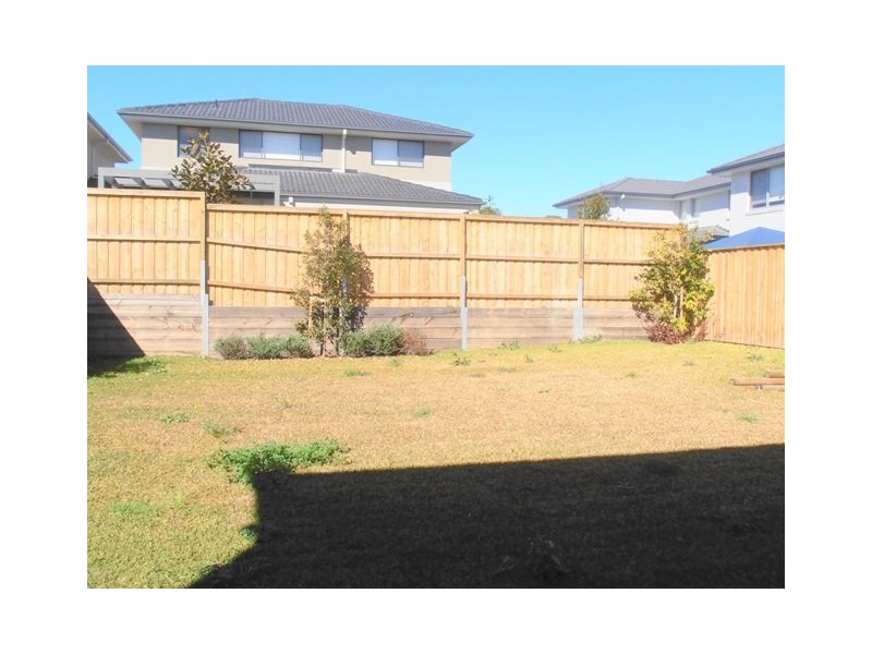 2 Brothers Lane, Glenfield NSW 2167