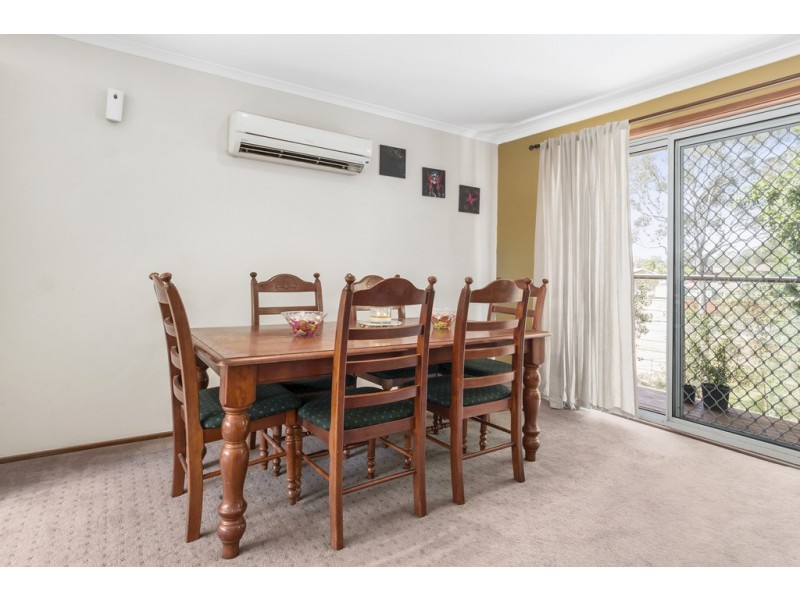 6 Enid Place, Ingleburn NSW 2565