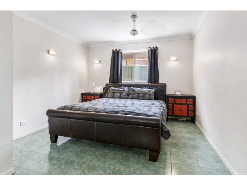 6 Enid Place, Ingleburn NSW 2565