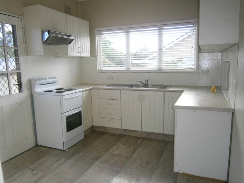 63 Hoddle Avenue, Bradbury NSW 2560