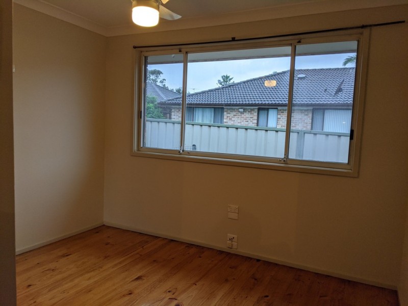 17 Aseki Avenue, Glenfield NSW 2167