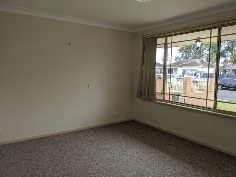 1/9 Saywell Road, Macquarie Fields NSW 2564