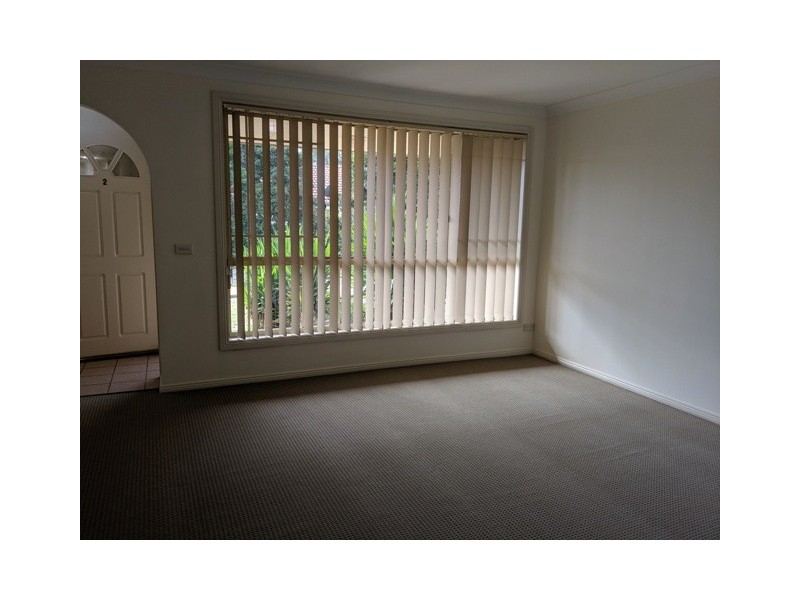 2/172 Cumberland Road, Ingleburn NSW 2565