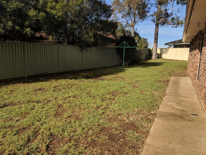 11 Daimler Place, Ingleburn NSW 2565
