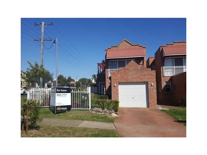 67 Oxford Road, Ingleburn NSW 2565
