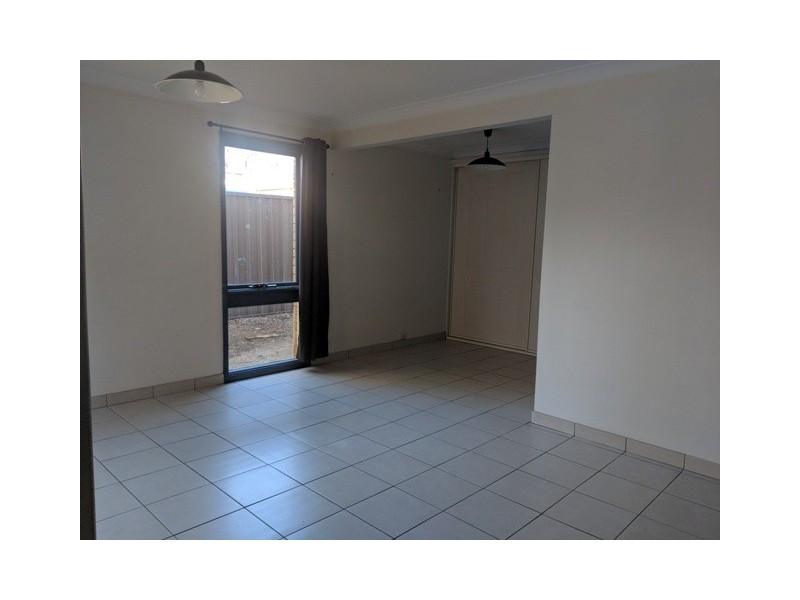 7/11 Kings Road, Ingleburn NSW 2565