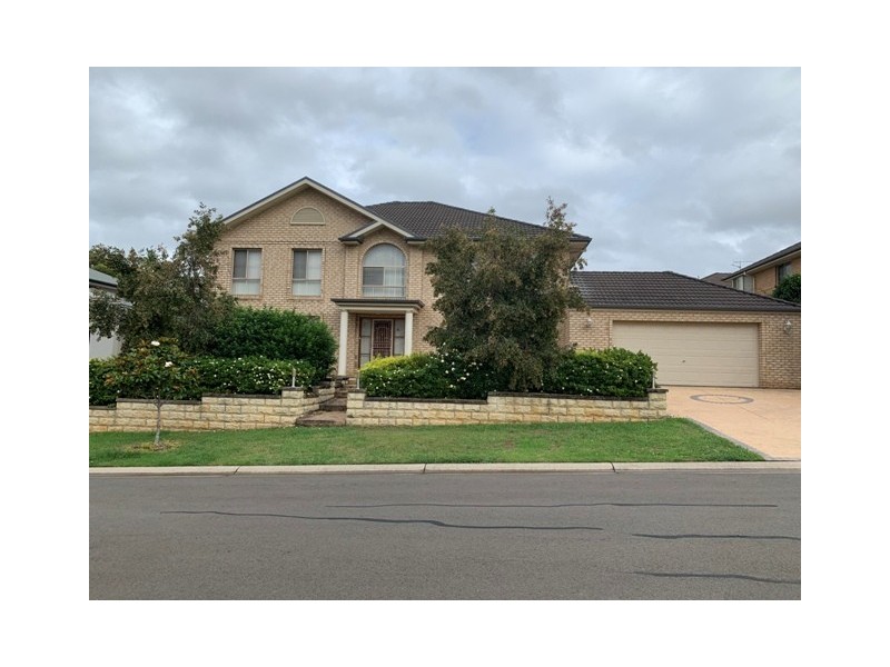 18 Homestead Circuit, Macquarie Links NSW 2565