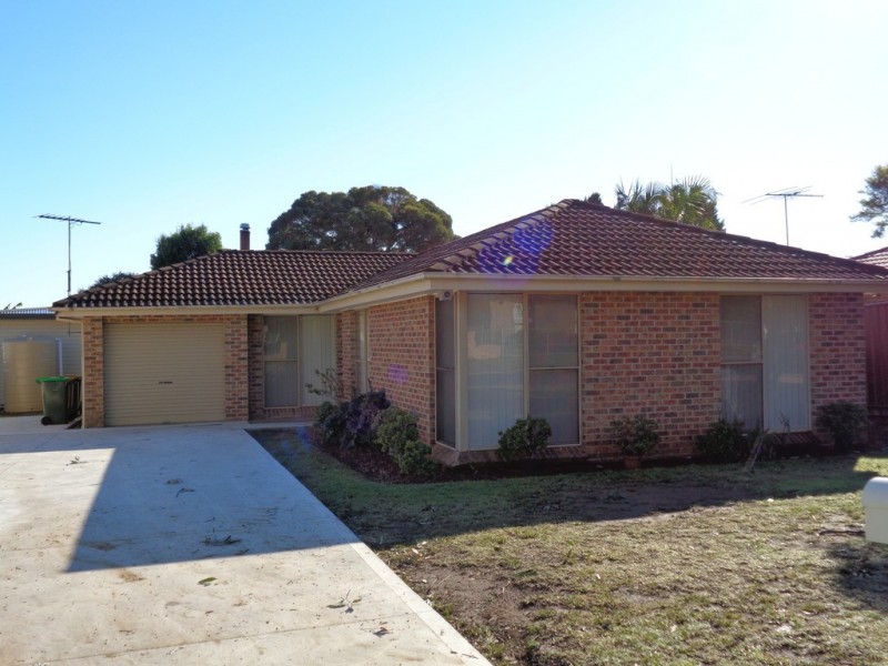 22 Cranberry Street, Macquarie Fields NSW 2564