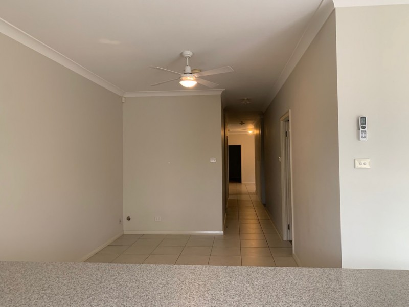 1/57 Edgar Street, Macquarie Fields NSW 2564