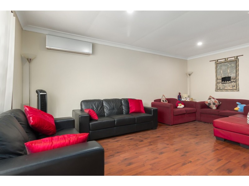 11/28 Kings Road, Ingleburn NSW 2565
