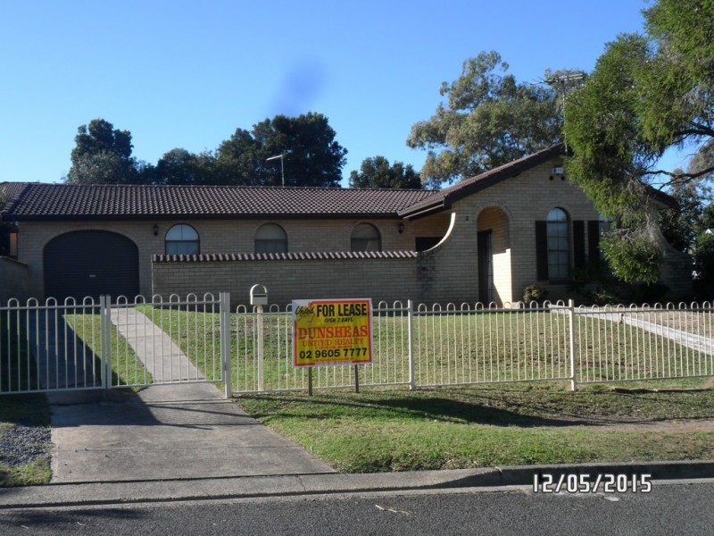 2 Bougainville Rd, Glenfield NSW 2167