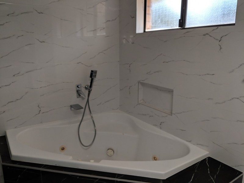 64 Bainbridge Avenue, Ingleburn NSW 2565