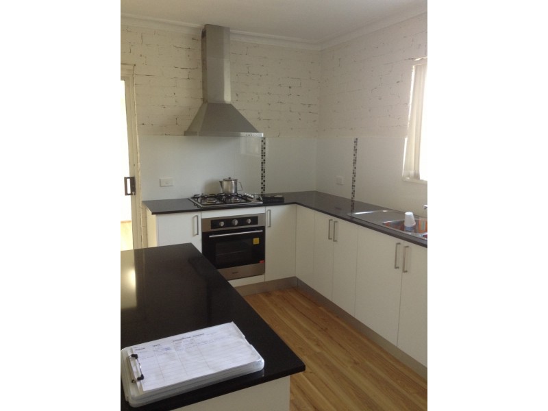 135 Evelyn Street, Macquarie Fields NSW 2564