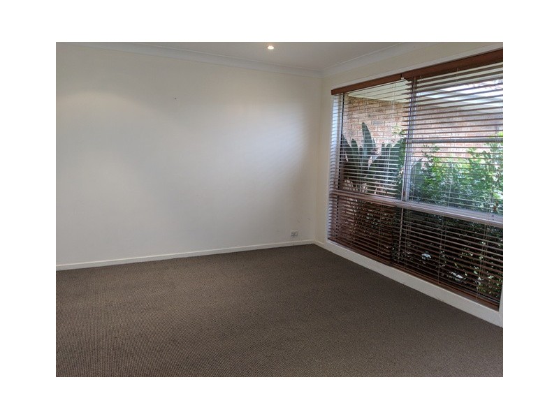 35B Sebastian Avenue, Rosemeadow NSW 2560