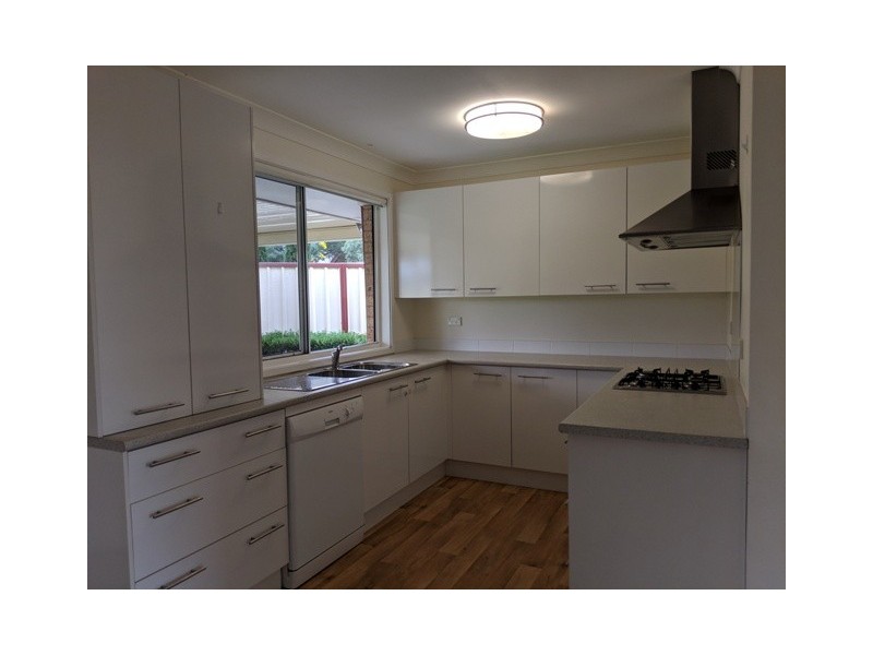 35B Sebastian Avenue, Rosemeadow NSW 2560