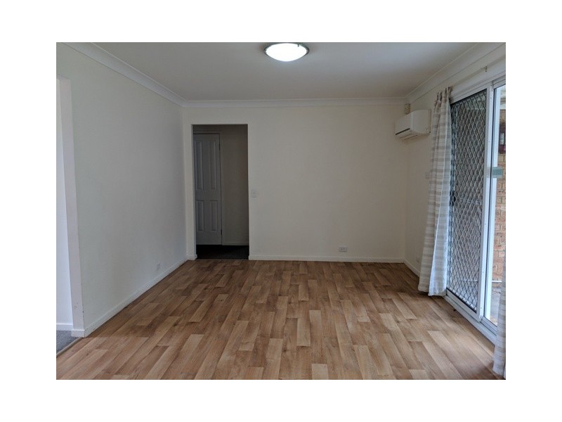 35B Sebastian Avenue, Rosemeadow NSW 2560