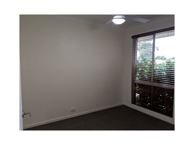 35B Sebastian Avenue, Rosemeadow NSW 2560